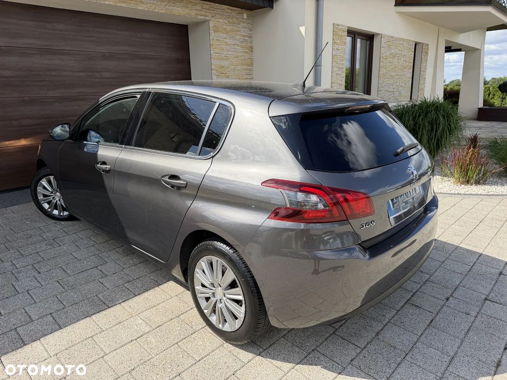 Peugeot 308 - 6