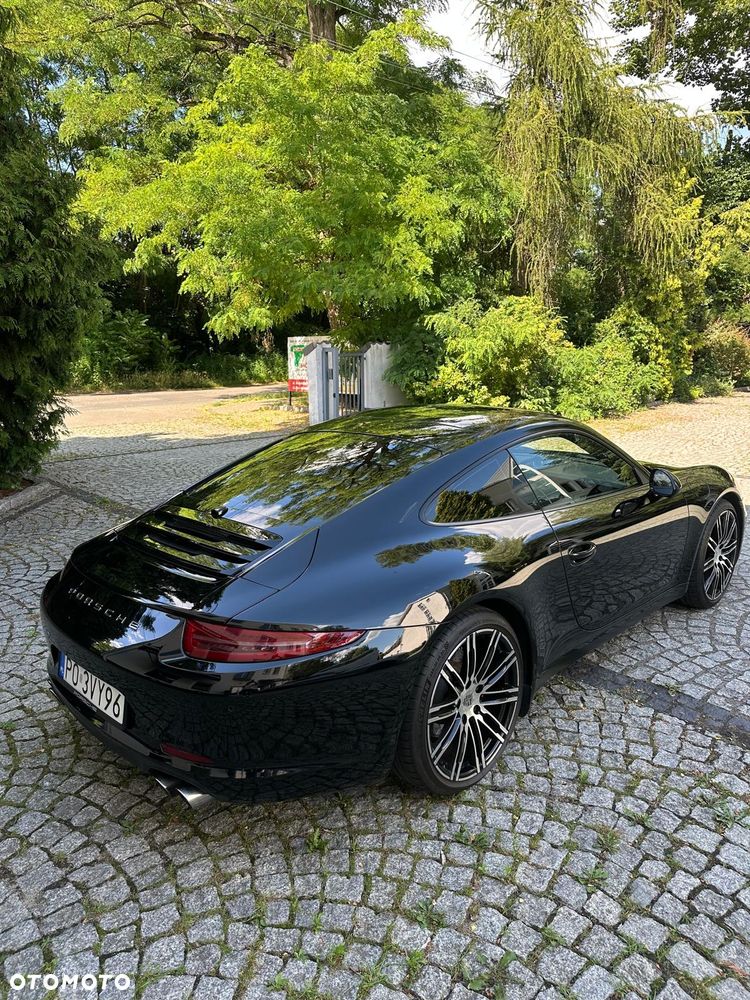 Porsche 911 Carrera PDK Black Edition - 23
