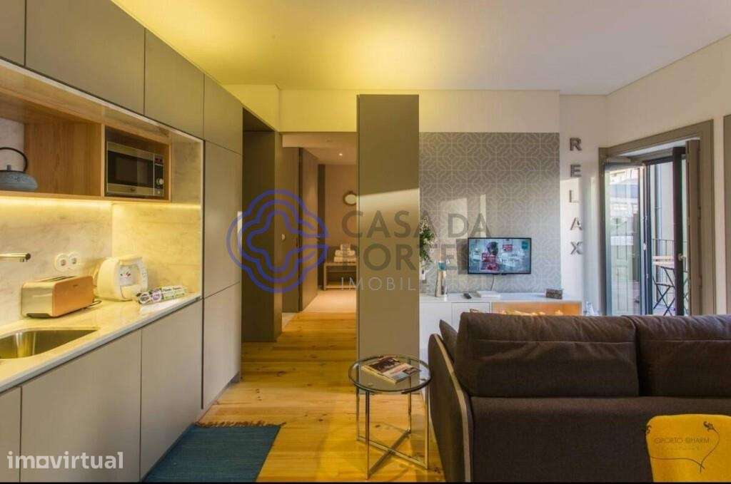 Apartamento T1, 61m2, varanda, ar condicionado, sala em openspace, cen - Grande imagem: 3/26