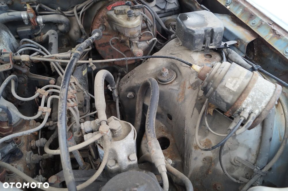 Mercedes-Benz W123 - 17