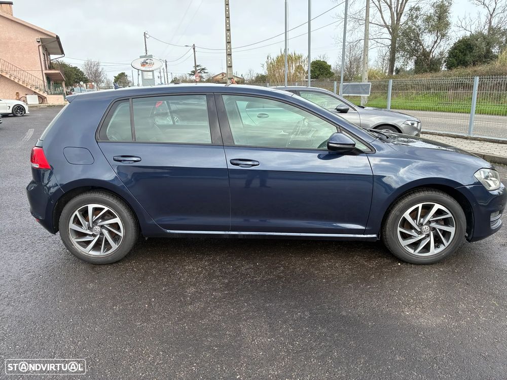 VW Golf 1.6 TDi Confortline - 6
