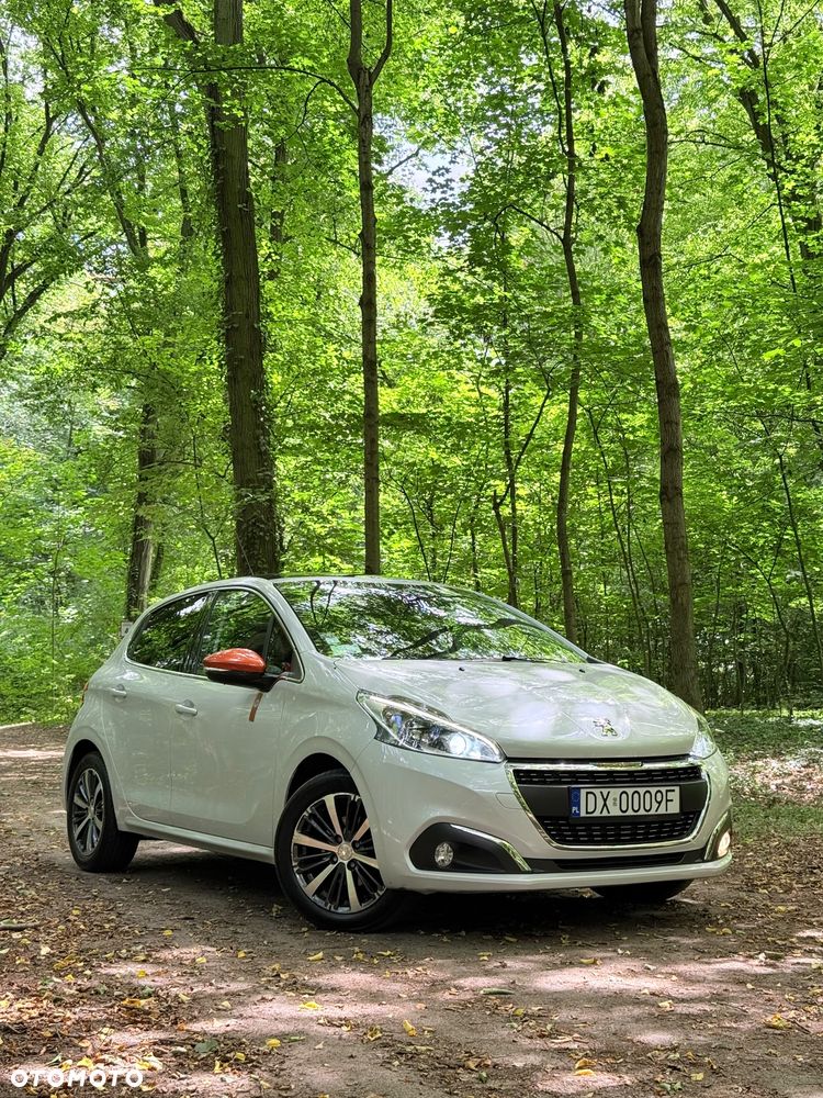 Peugeot 208 PureTech 110 Stop & Start Allure - 1