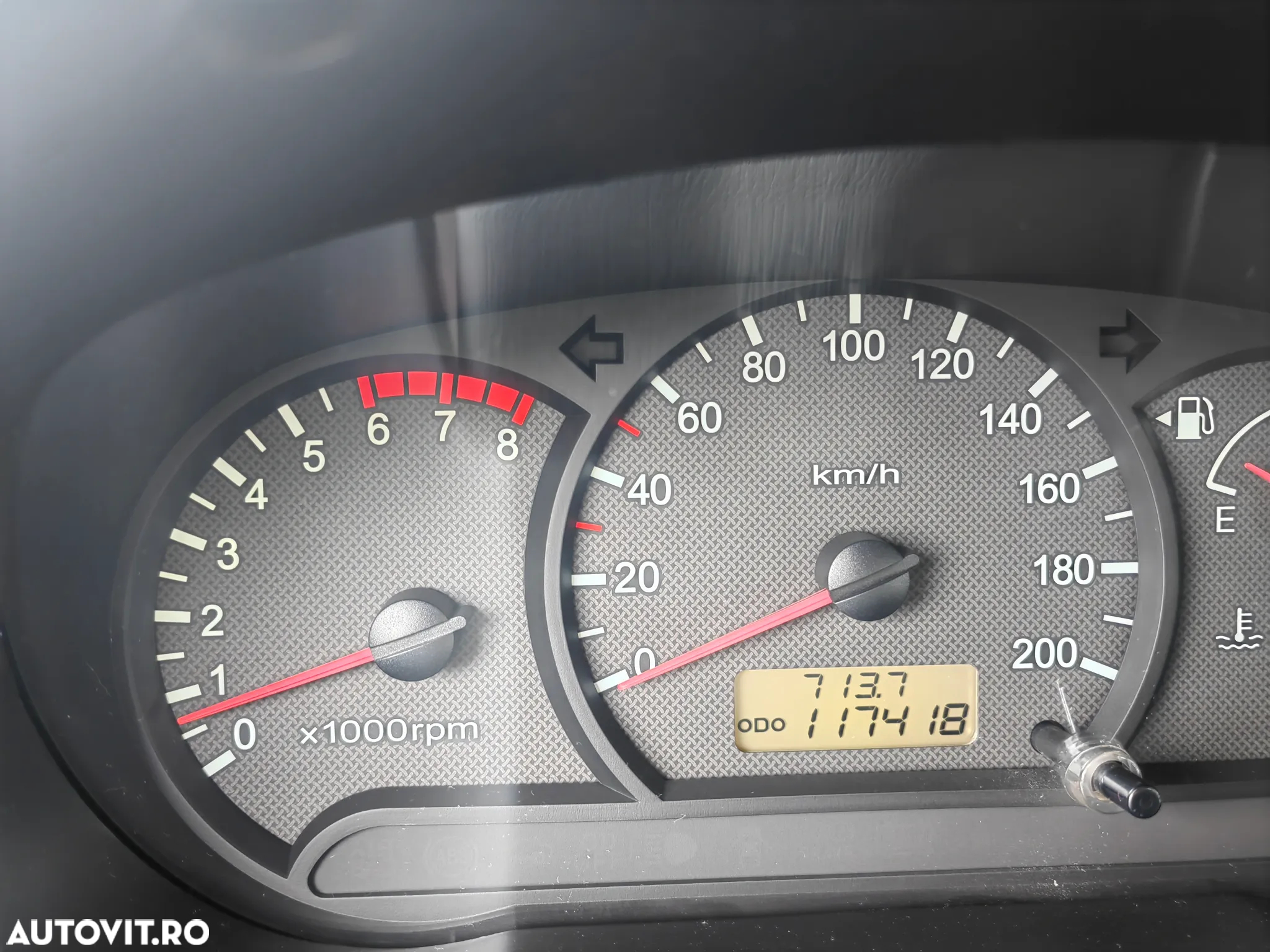 Hyundai Accent 1.3i - 8