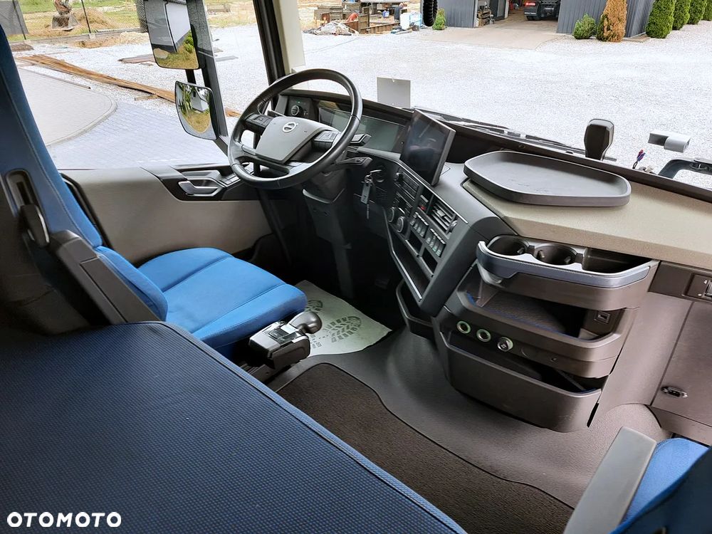 Volvo Volvo FH 500 / EURO 6 * BEZ I-SAVE / ACC / KLIMA POSTOJOWA / NAVIGACJA / Z NIEMIEC - 11