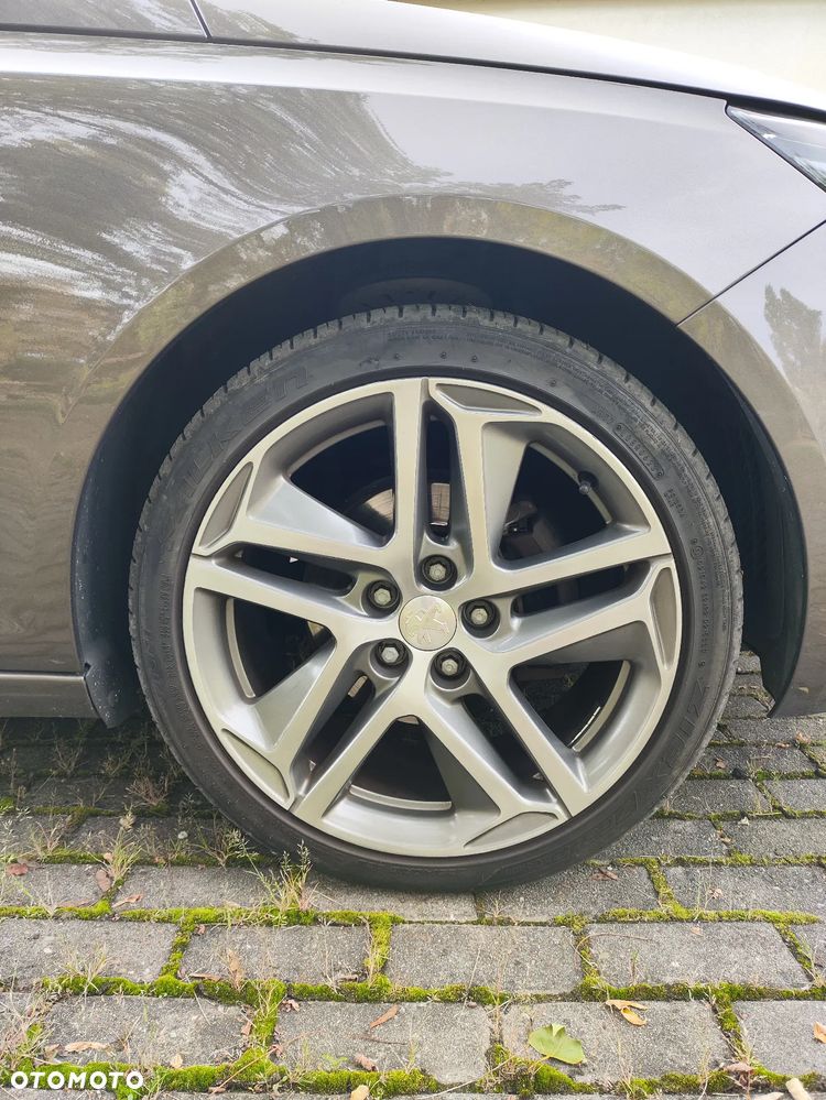 Peugeot 308 1.6 THP Allure - 29