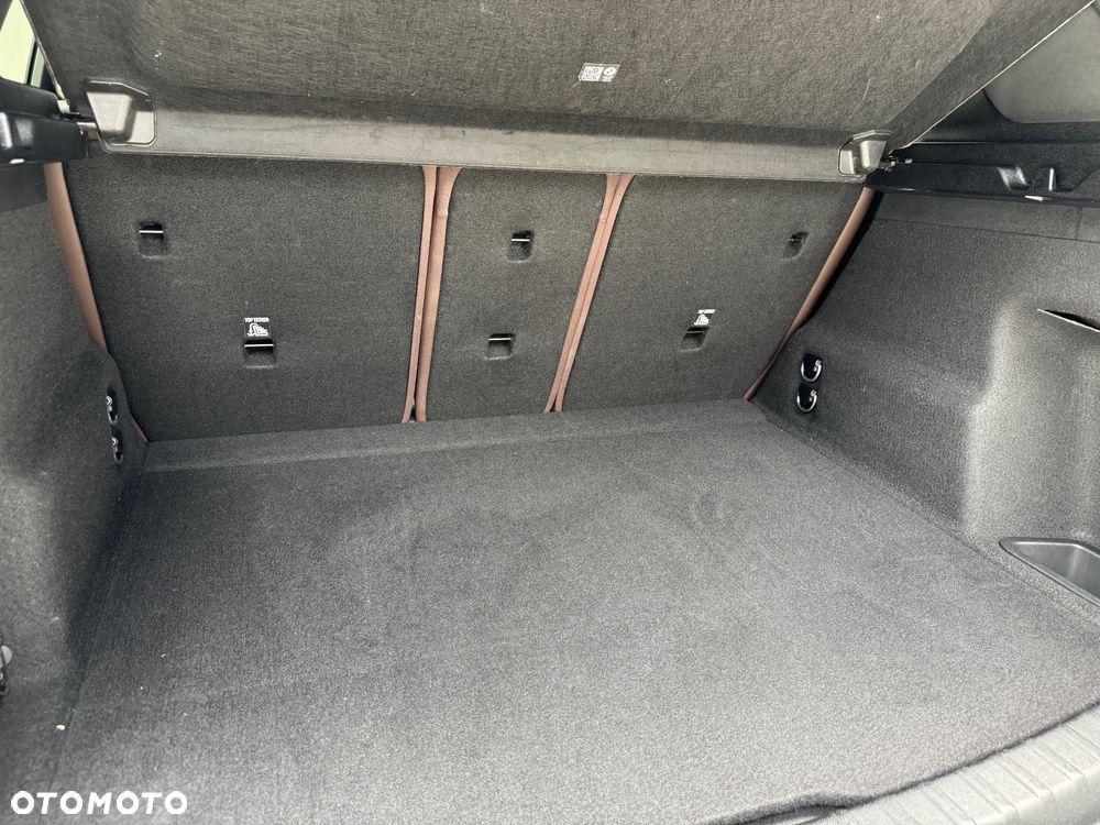 BMW Seria 2 218d Luxury Line - 26