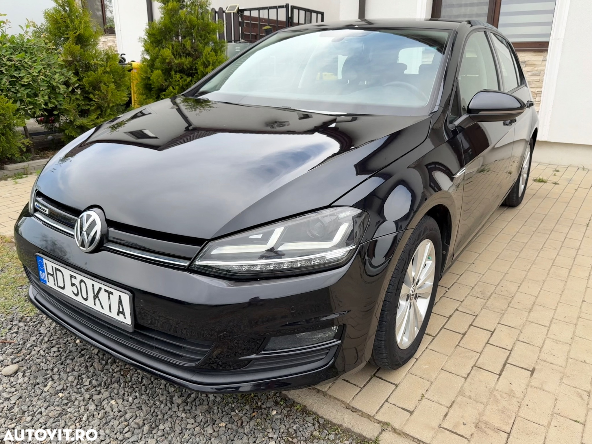 Volkswagen Golf 1.6 TDI BMT Comfortline - 14