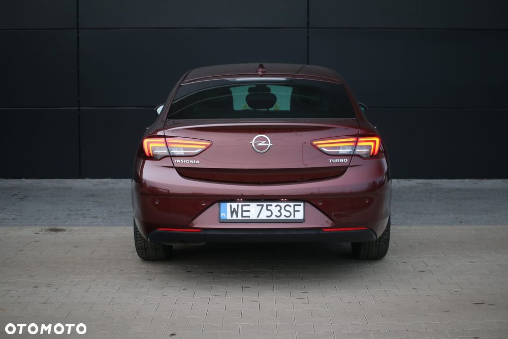 Opel Insignia 1.5 T Innovation S&S - 8