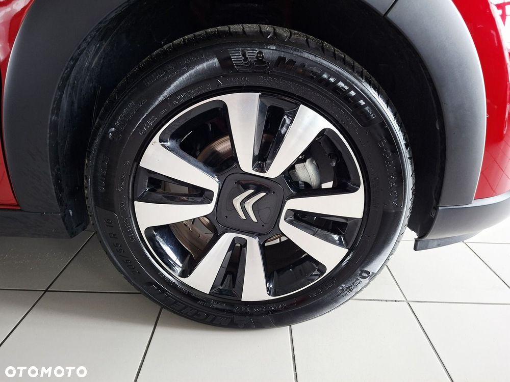 Citroën C3 1.2 PureTech Shine EAT6 - 26