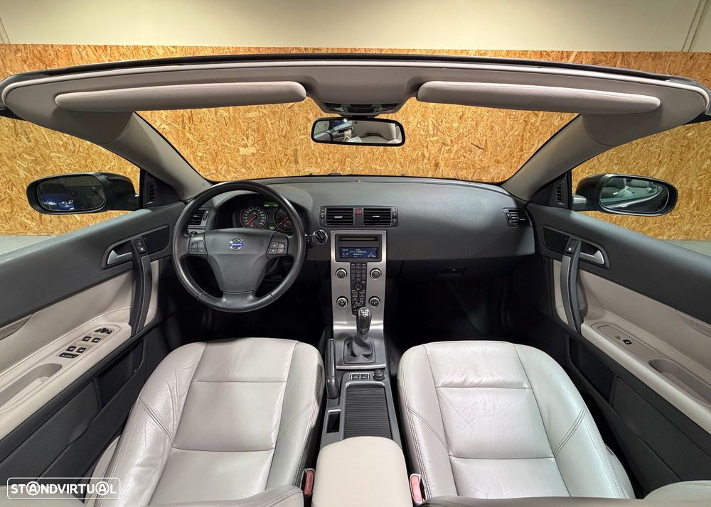 Volvo C70 2.0 D Momentum - 7