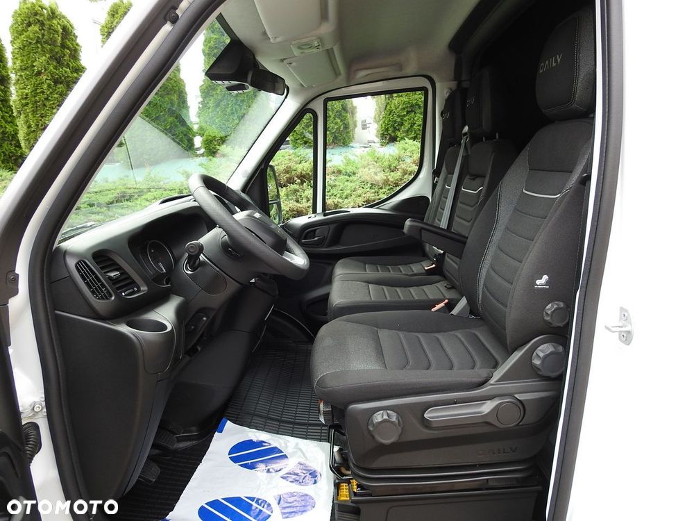 Iveco DAILY 35S18 NOWY PLANDEKA WEBASTO KLIMATYZACJA TEMPOMAT ASO  180KM - 27