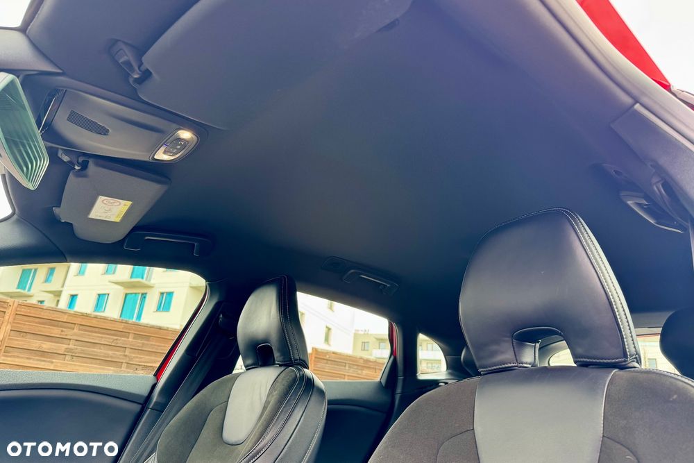 Volvo V40 D2 RDesign - 19