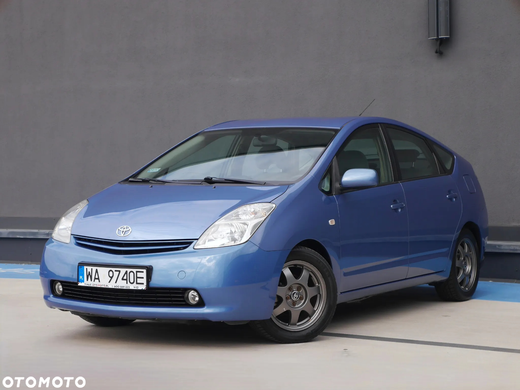 Toyota Prius 1.5 VVT-i Sol - 2