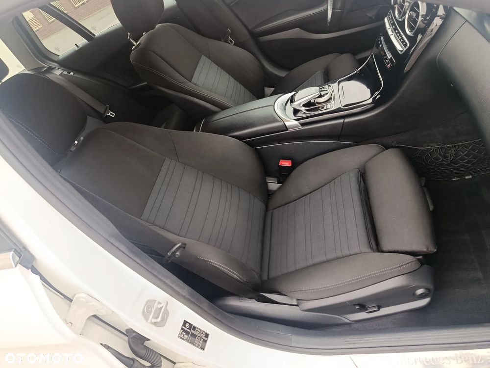 Mercedes-Benz Klasa C 200 BlueTEC 7G-TRONIC Edition 1 - 23