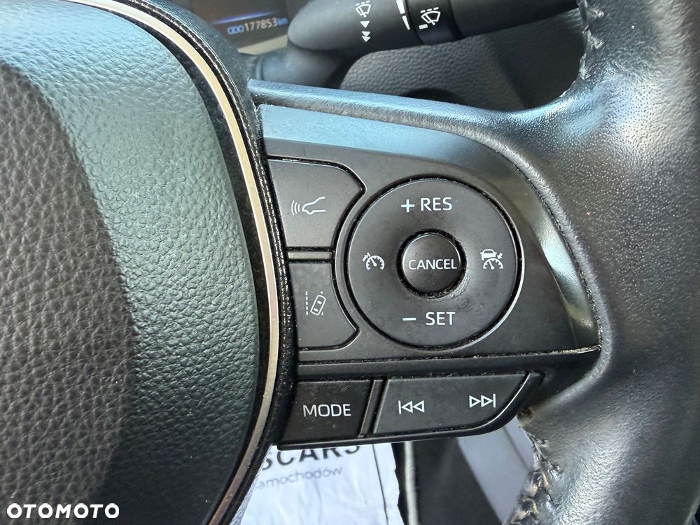 Toyota Corolla 1.8 Hybrid Comfort - 19