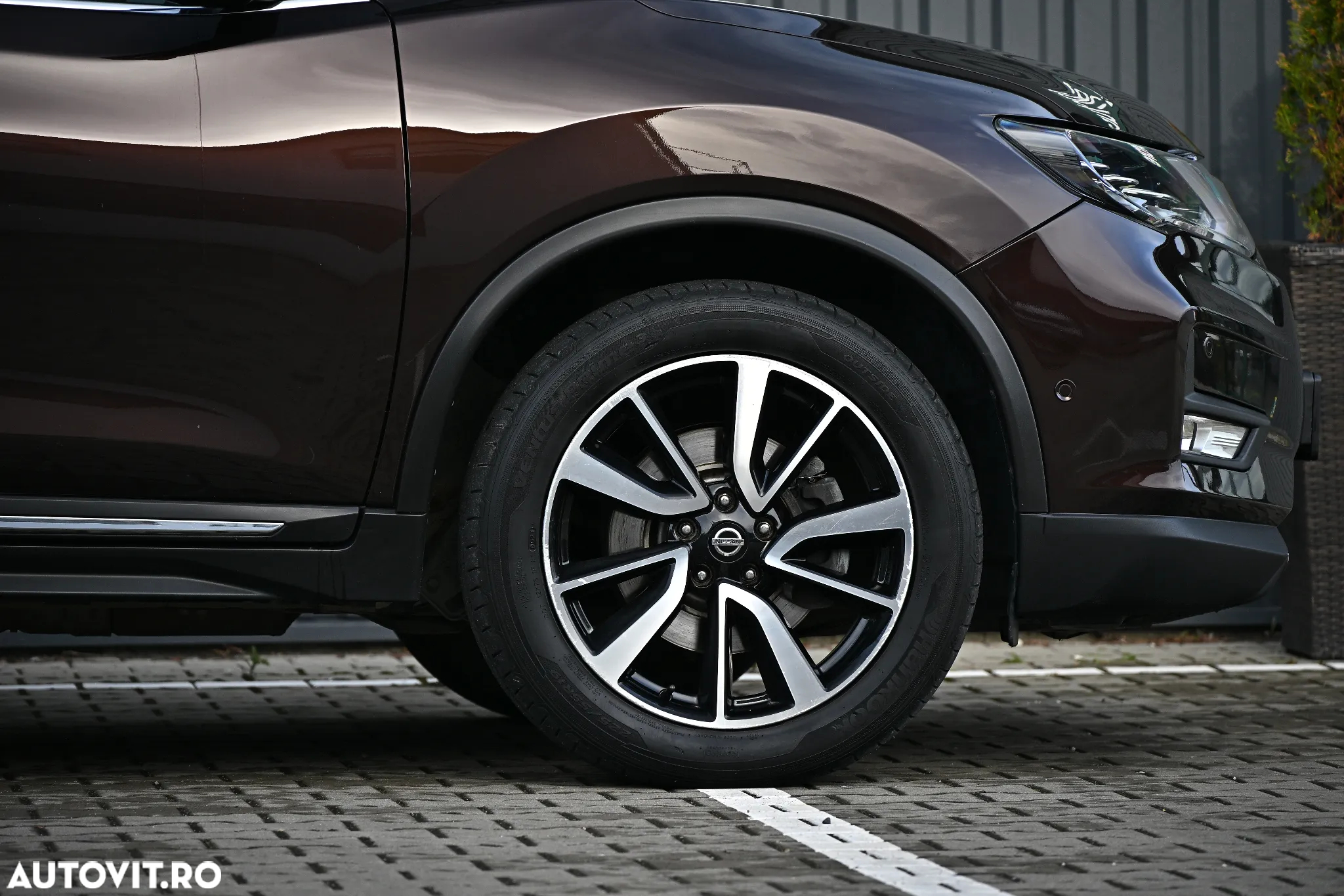 Nissan X-Trail 2.0 dCi ALL-MODE 4x4i Xtronic Tekna - 40