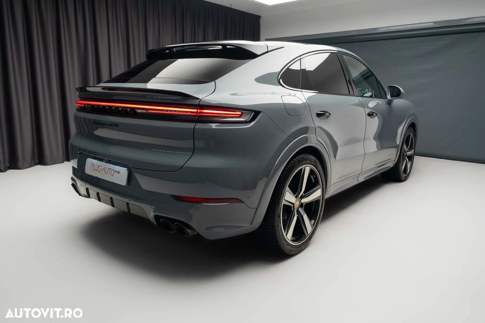 Porsche Cayenne Coupe - 18