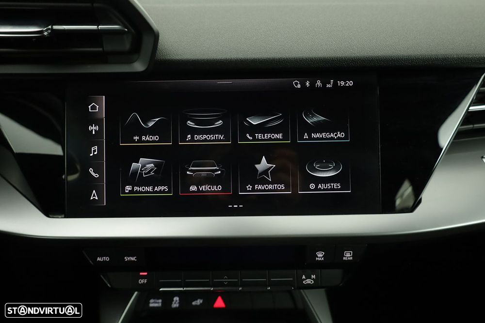 Audi A3 Sportback 45 TFSIe S line - 11