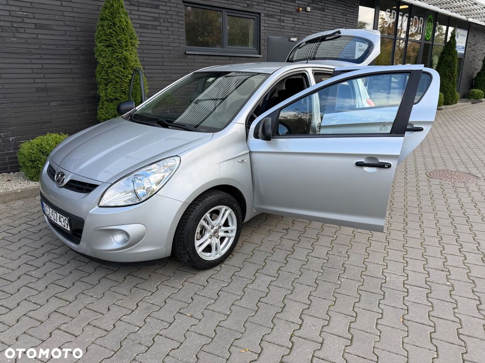 Hyundai i20 - 8
