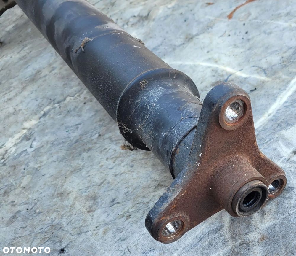 WAŁ NAPĘDOWY BMW F10 F11 N57D30 3.0D 7563166 - 7