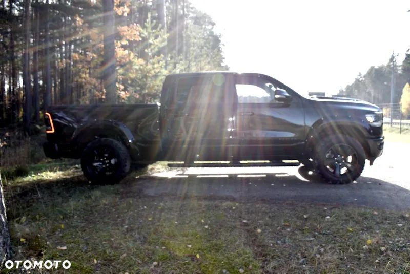 Dodge RAM 1500 5.7 4x4 - 5