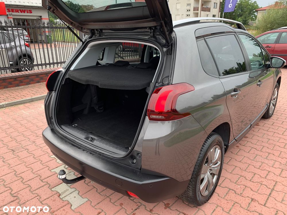 Peugeot 2008 PureTech 82 Style - 17