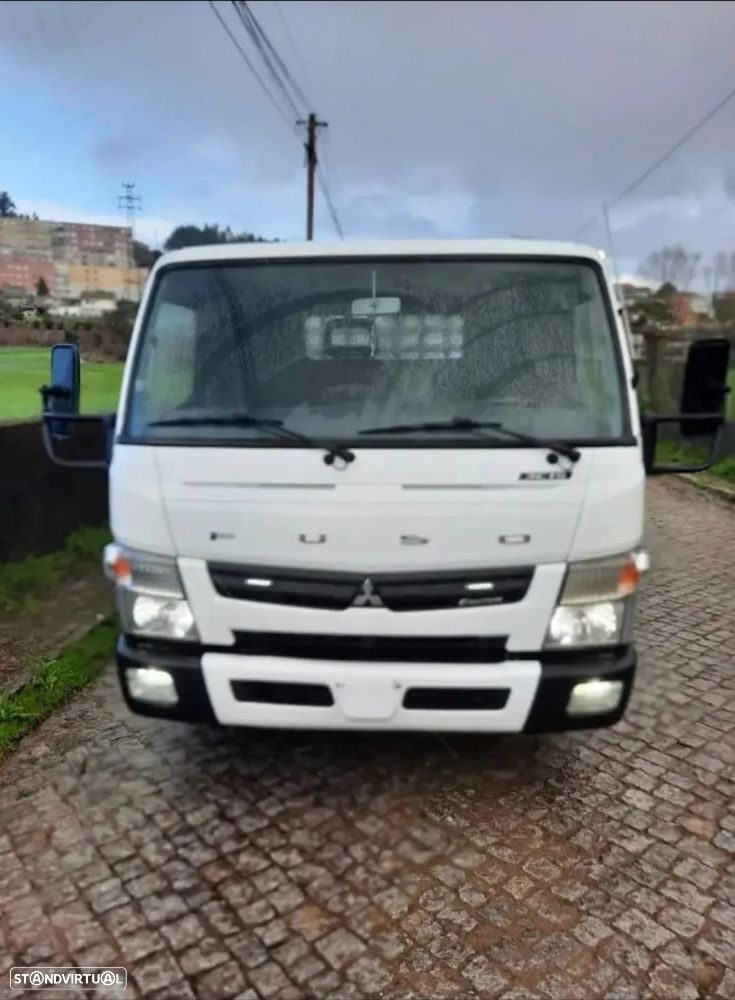 Mitsubishi FUSO/CANTER - 1