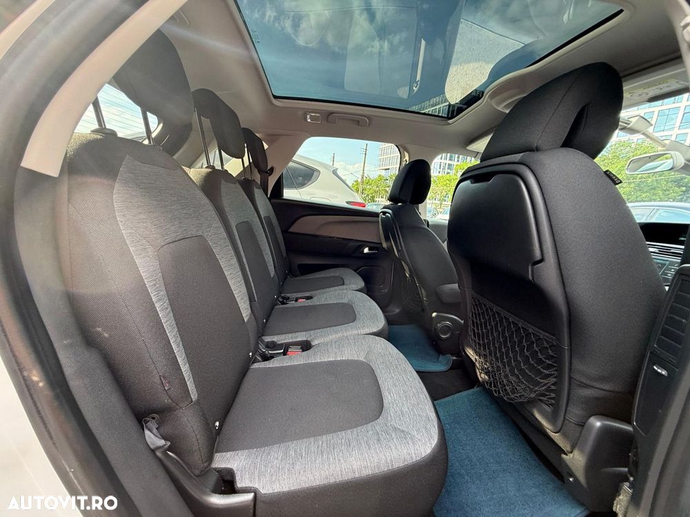 Citroën C4 Picasso PureTech 130 Stop&Start EAT6 SELECTION - 24