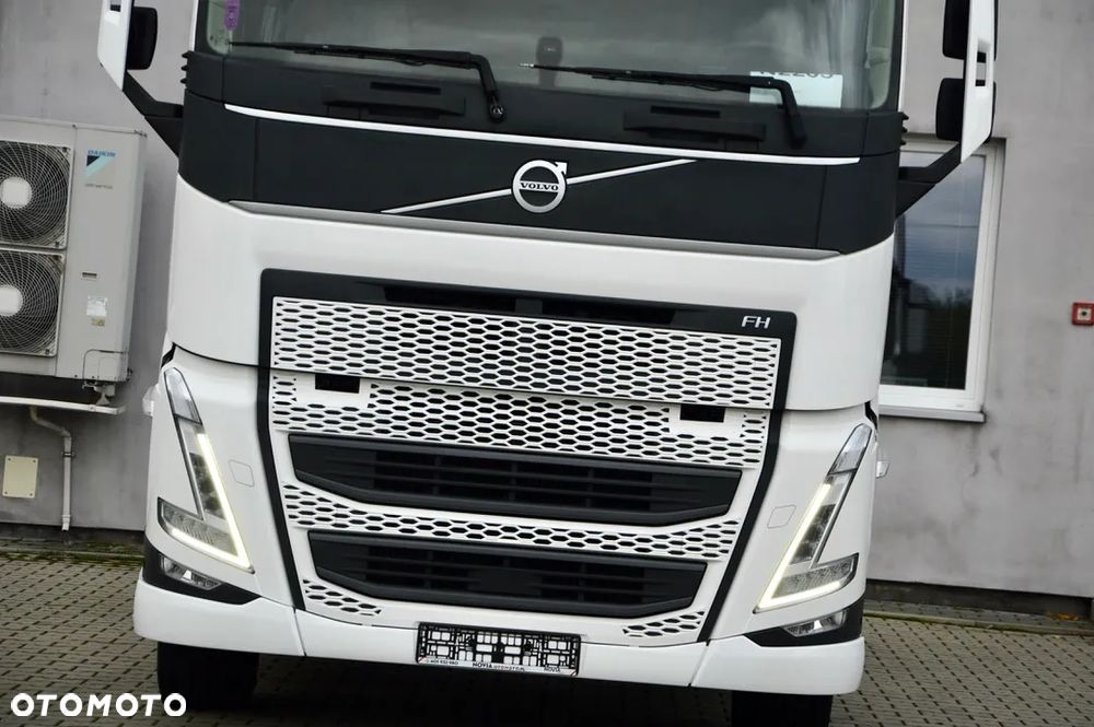 Volvo FH 500 XL / FULL LED / KLIMA POST / ALUSY / ZŁOTY KONTRAKT - 6