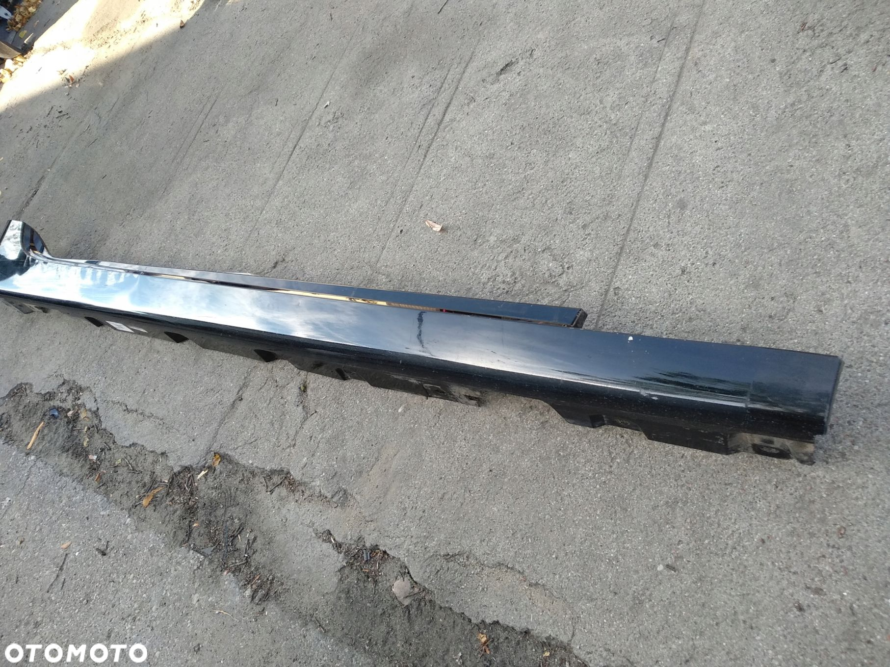 Próg listwa progowa prawa BMW 5GT F07 7201252 - 5