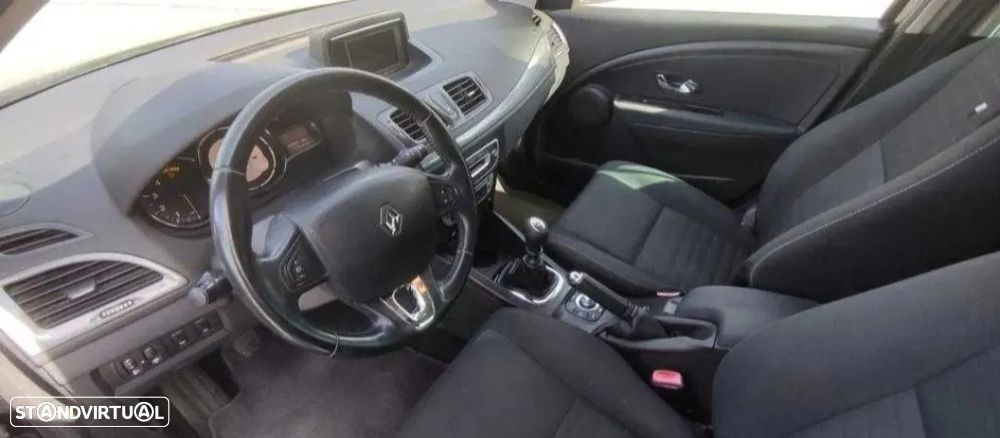 Renault Mégane Sport Tourer - 9