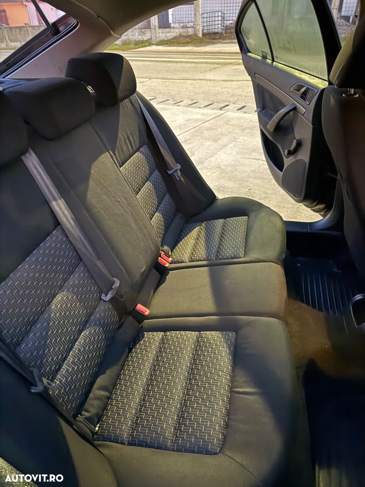 Skoda Octavia 1.4 FAMILY - 24