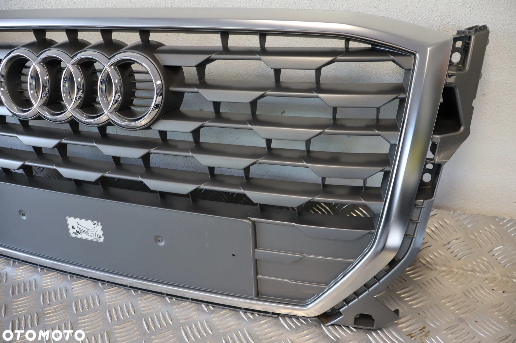 GRILL GRIL ATRAPA AUDI Q2 81A853651 2016-2020 - 10