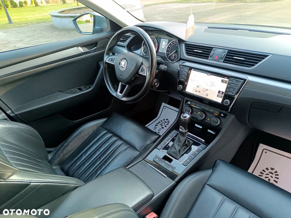 Skoda Superb 1.4 TSI ACT DSG Ambition - 33