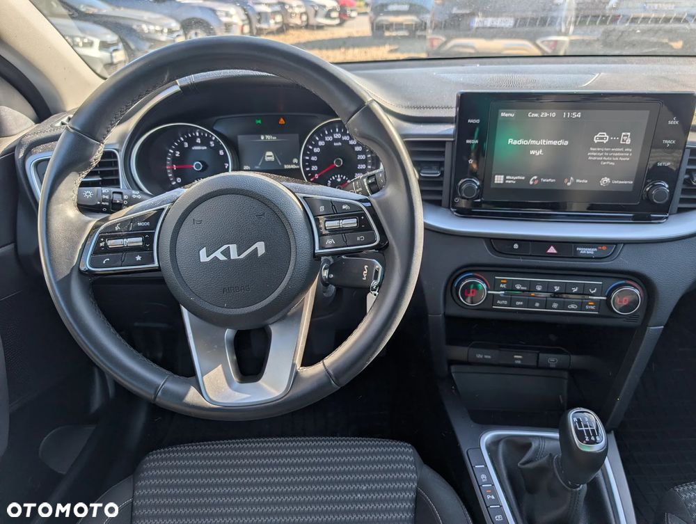 Kia Ceed 1.5 T-GDI M - 13