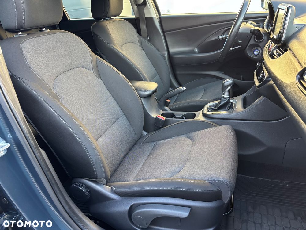 Hyundai i30 1.5 DPI Comfort - 33