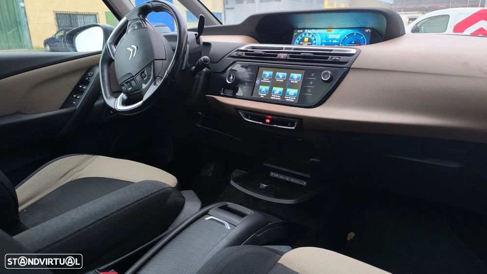 Citroën C4 Grand Picasso 1.6 e-HDi Intensive ETG6 J17 - 15