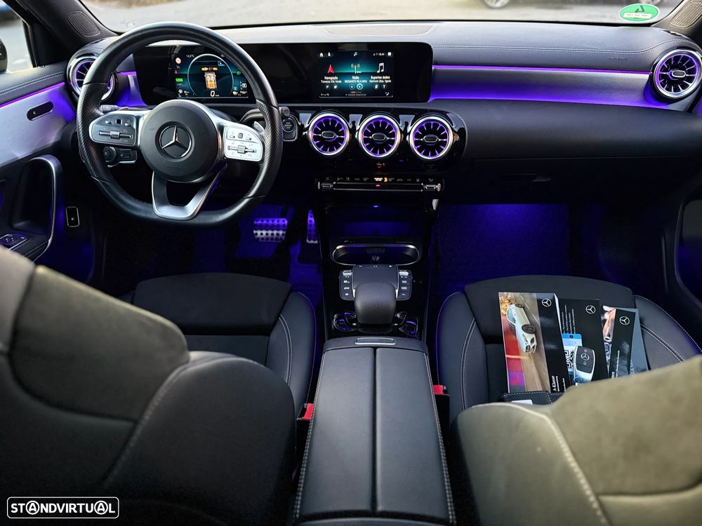 Mercedes-Benz A 250 e AMG Line - 4