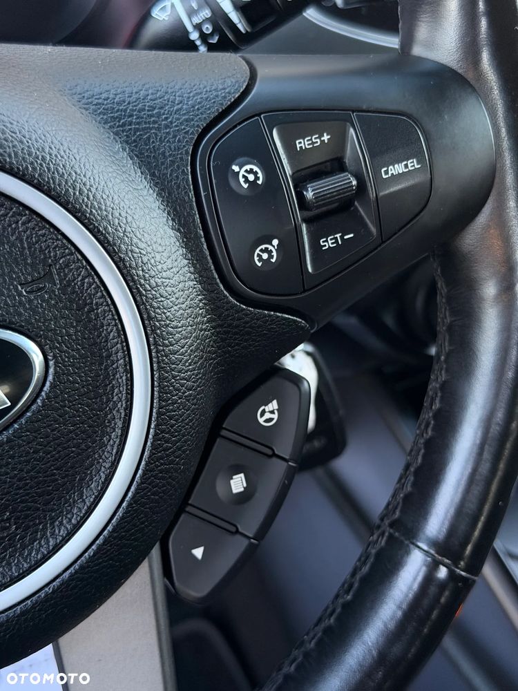 Kia Carens 1.6 GDI L EU6 - 25