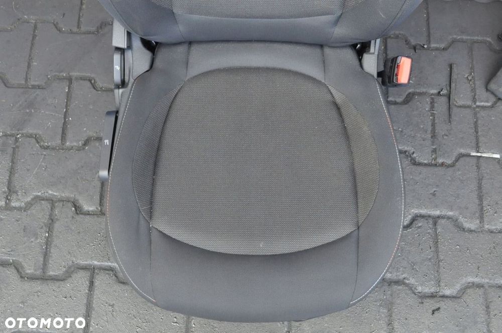 MINI F54 LIFT FOTELE KANAPA BOCZKI TUNEL UK - 7