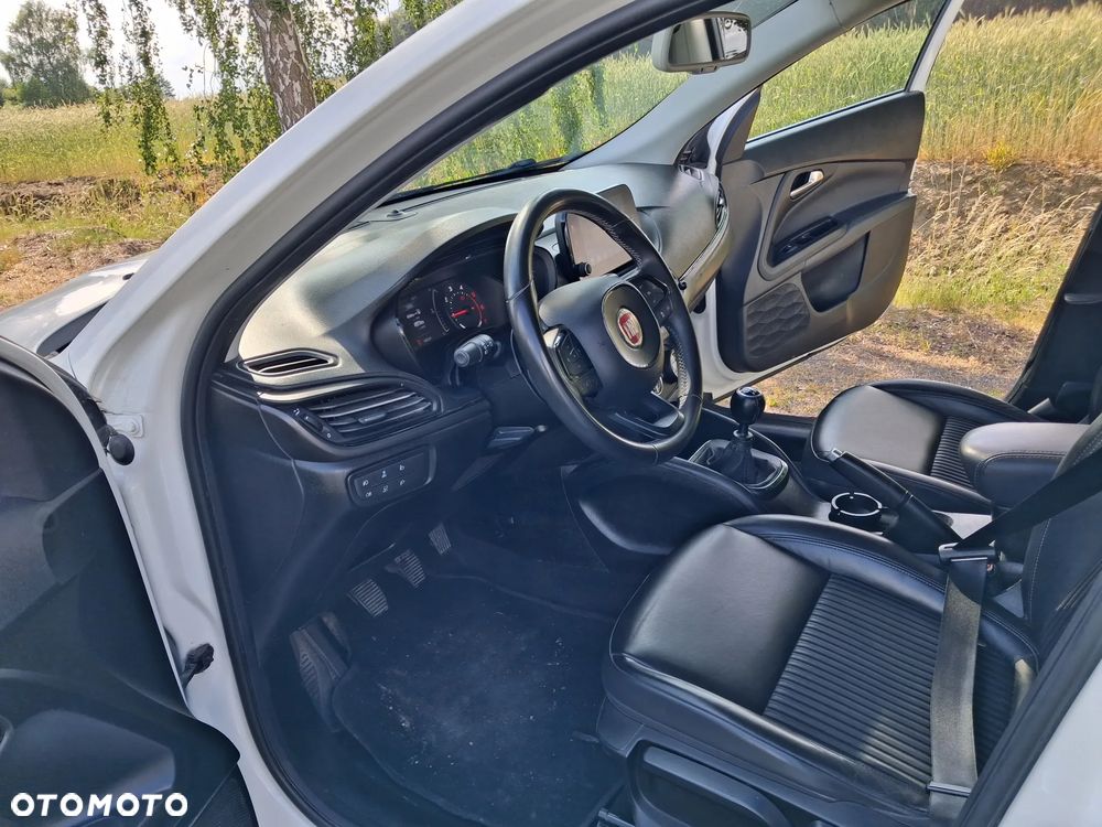 Fiat Tipo 1.6 MultiJet Lounge - 18