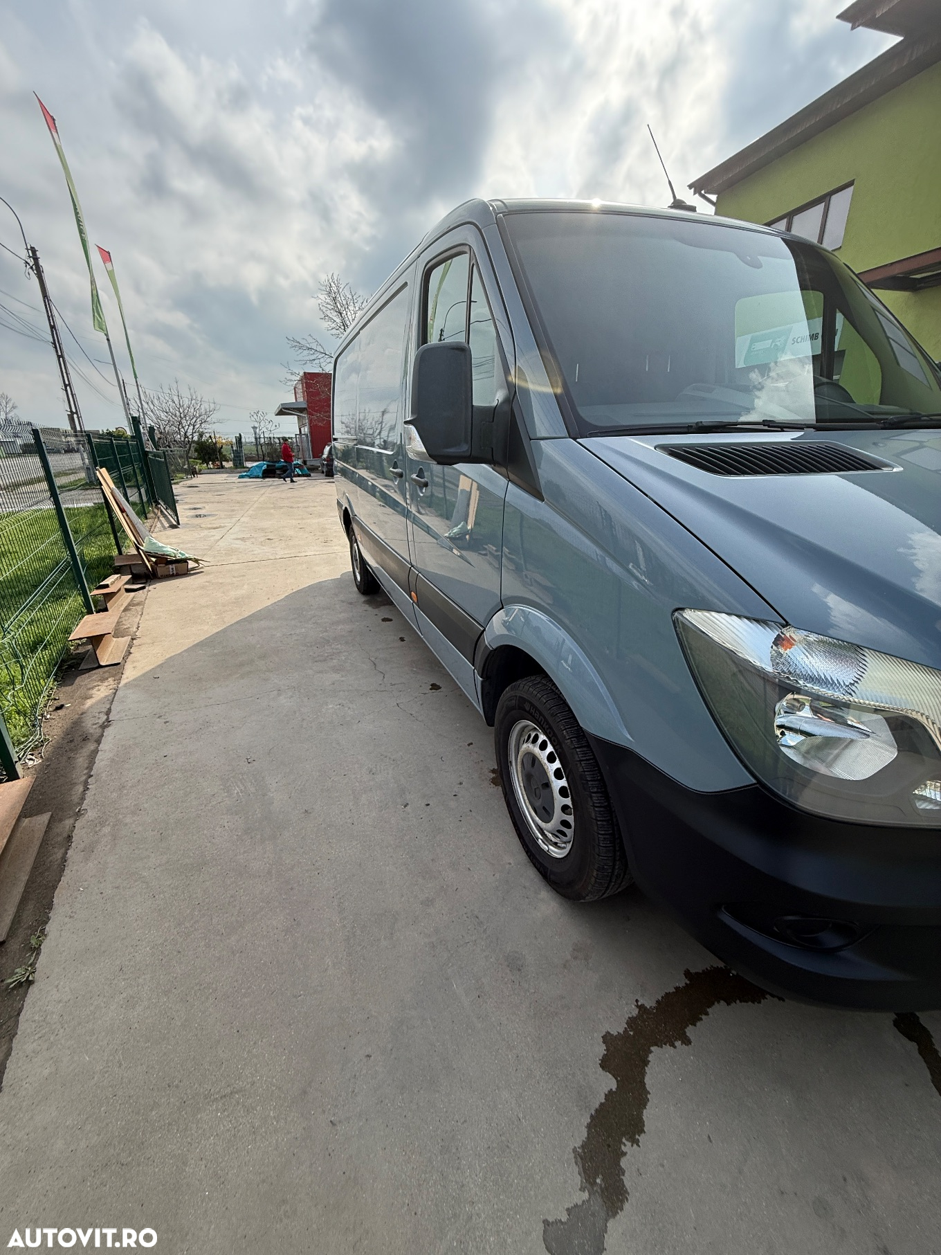 Mercedes-Benz Sprinter - 10