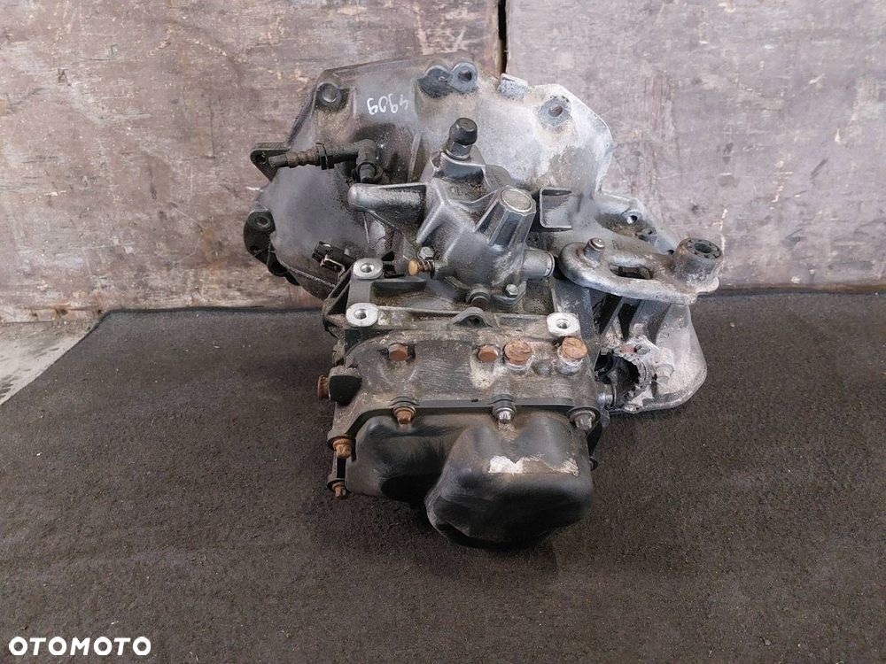 SKRZYNIA BIEGÓW OPEL CORSA D 1.5  F13MC429 - 3