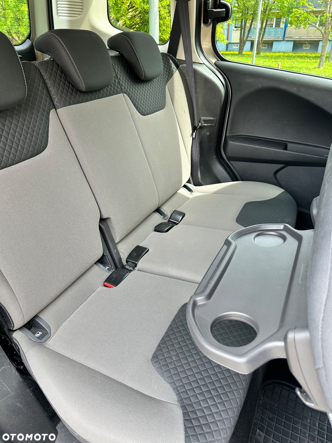 Ford Tourneo Courier 1.6 TDCi Titanium - 8