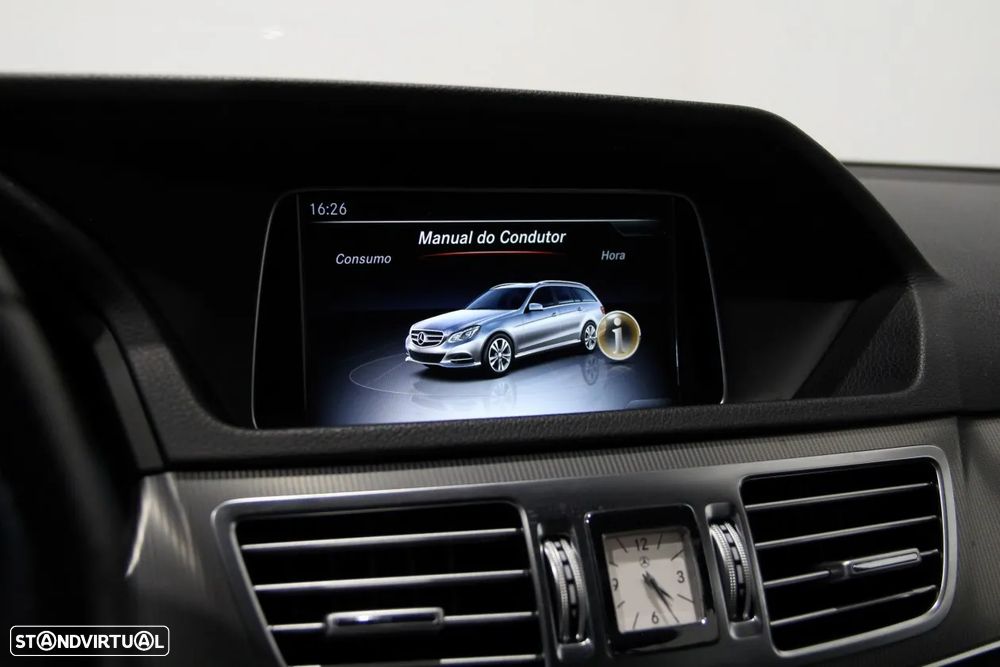 Mercedes-Benz E 250 BlueTEC Avantgarde Auto. - 25