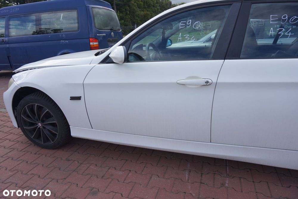 DRZWI PRZEDNIE LEWE 3 E90 SEDAN A34  BIAŁY BMW 2004-2008 - 4