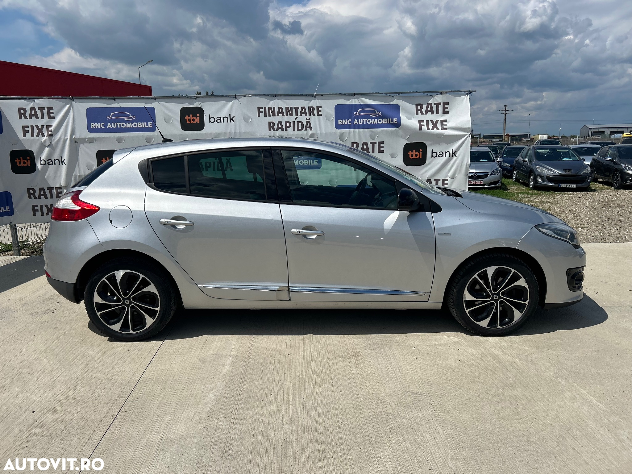 Renault Megane ENERGY dCi 110 Start & Stop Bose Edition - 10