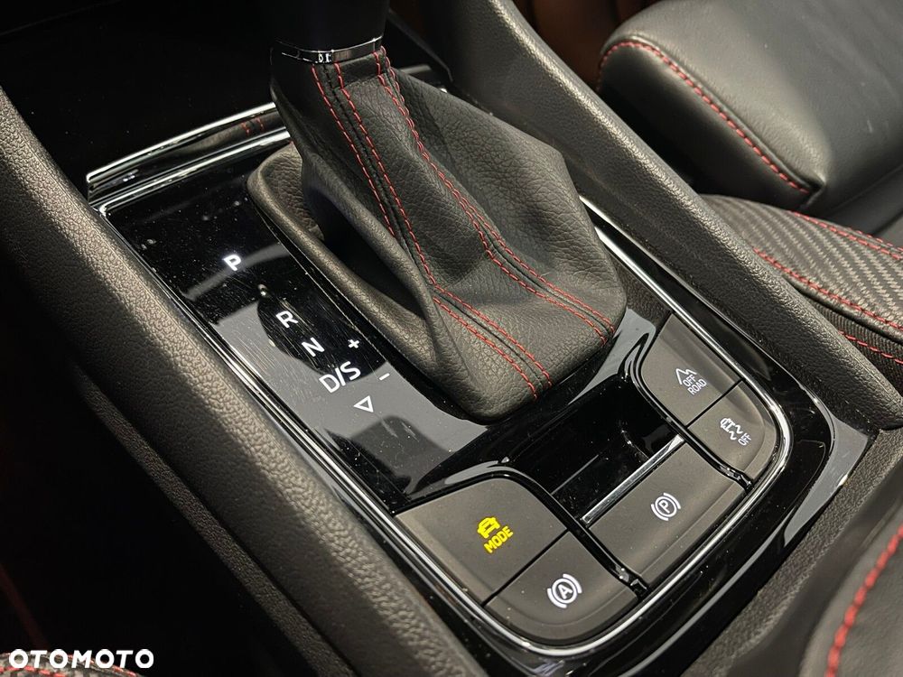 Skoda Kodiaq 2.0 TSI 4x4 RS DSG 7os - 30