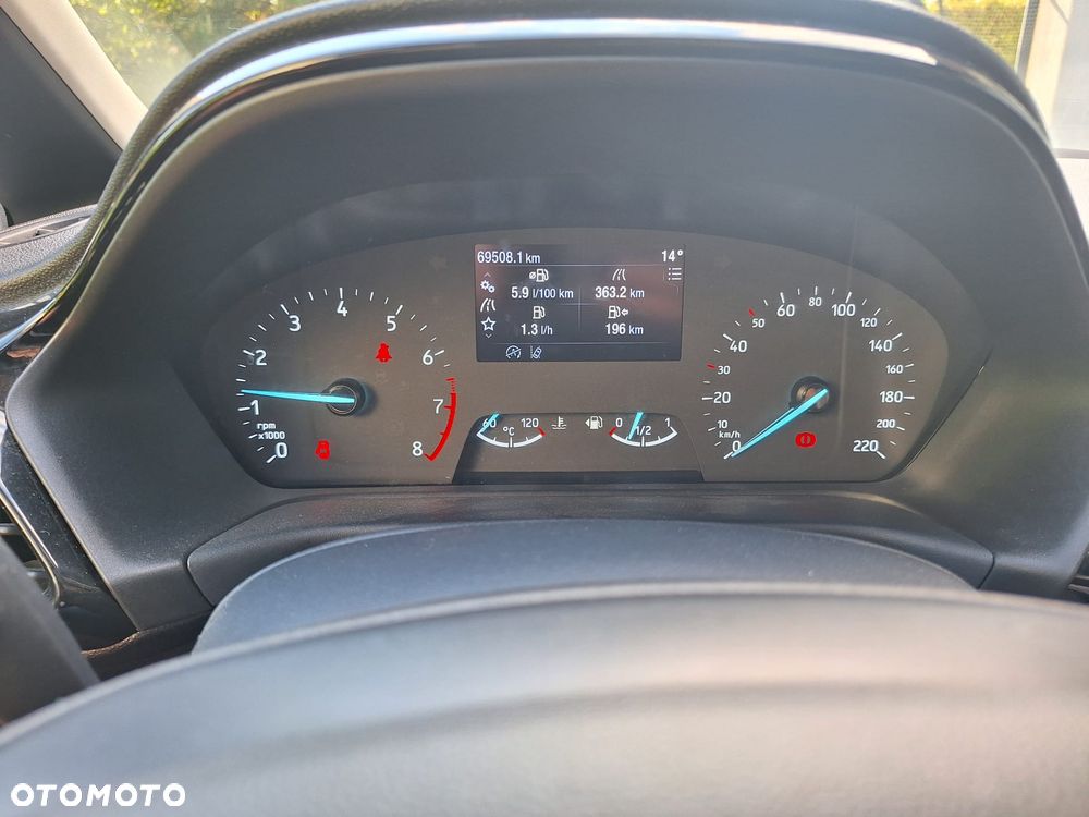 Ford Fiesta 1.1 Trend ASS - 10