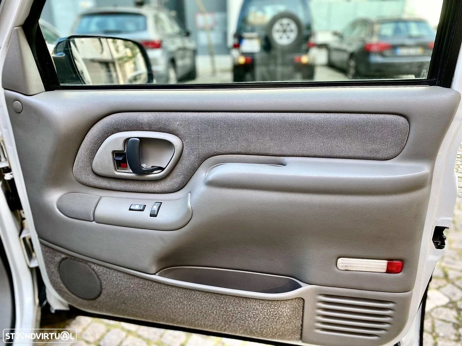 Chevrolet Tahoe - 27